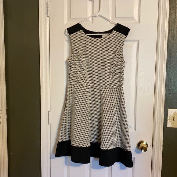 LOFT Dresses & Skirts - Adorable Loft Dress (G)